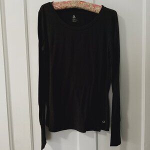 Gap Fit Long Sleeve Breathe Tee.